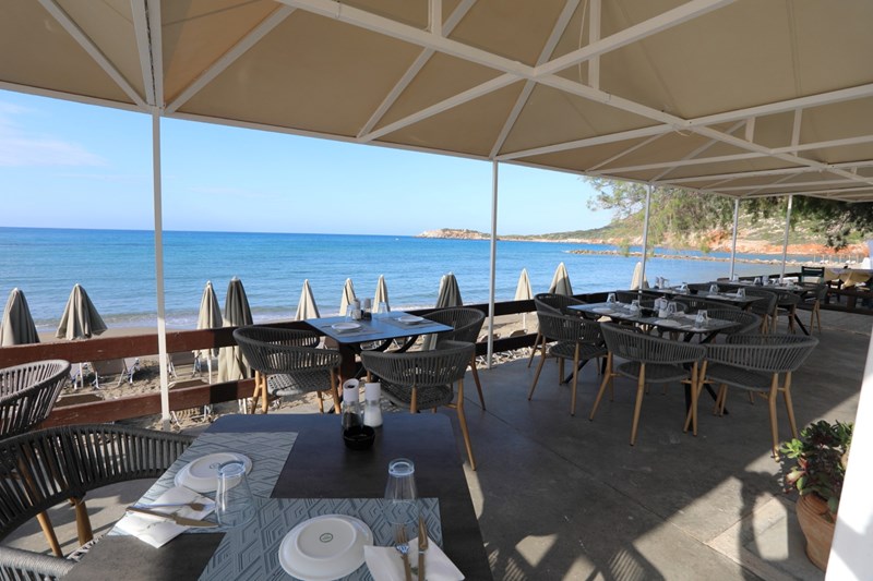 Marvida Hotel Niriides Beach Restaurant - 3