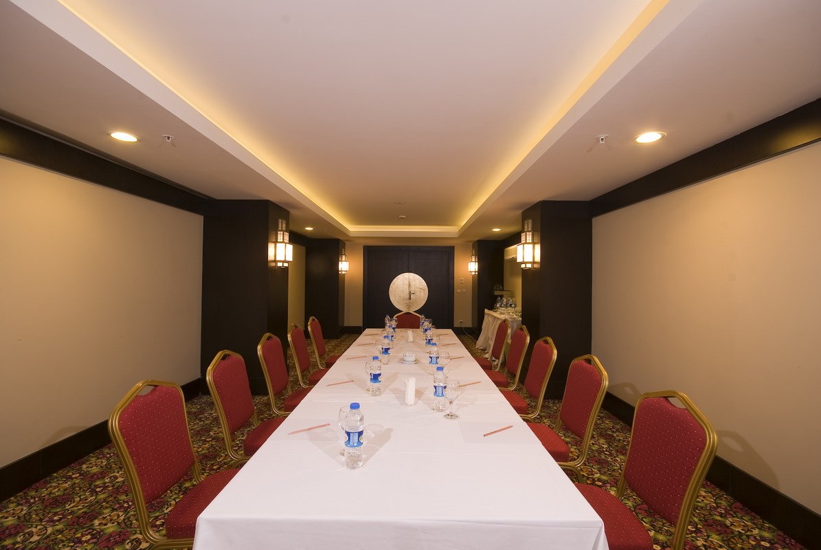 Titreyengöl Meeting Halls